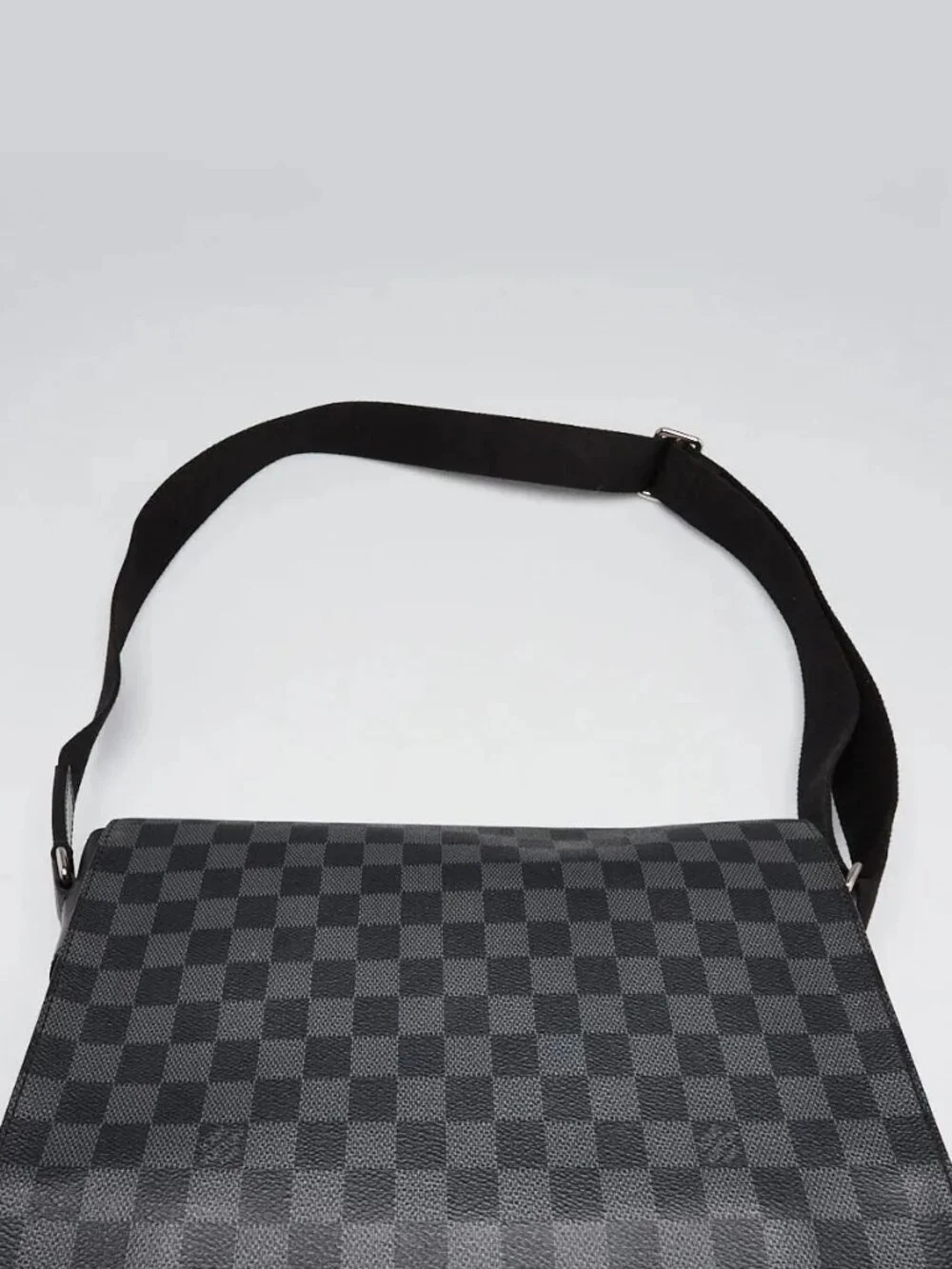 Louis Vuitton Damier Graphite District MM Messenger Bag